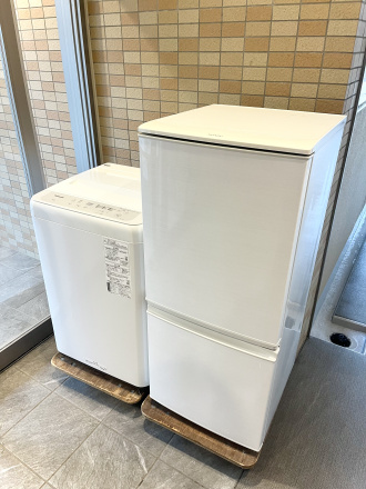 754868B6-9C9C-437F-BA53-82AB33ECAC51