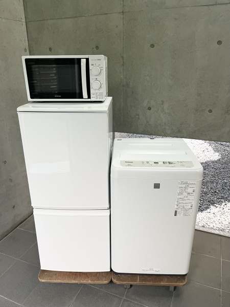 7082004F-9FBE-4C27-8EE6-FC32A5ECF72F